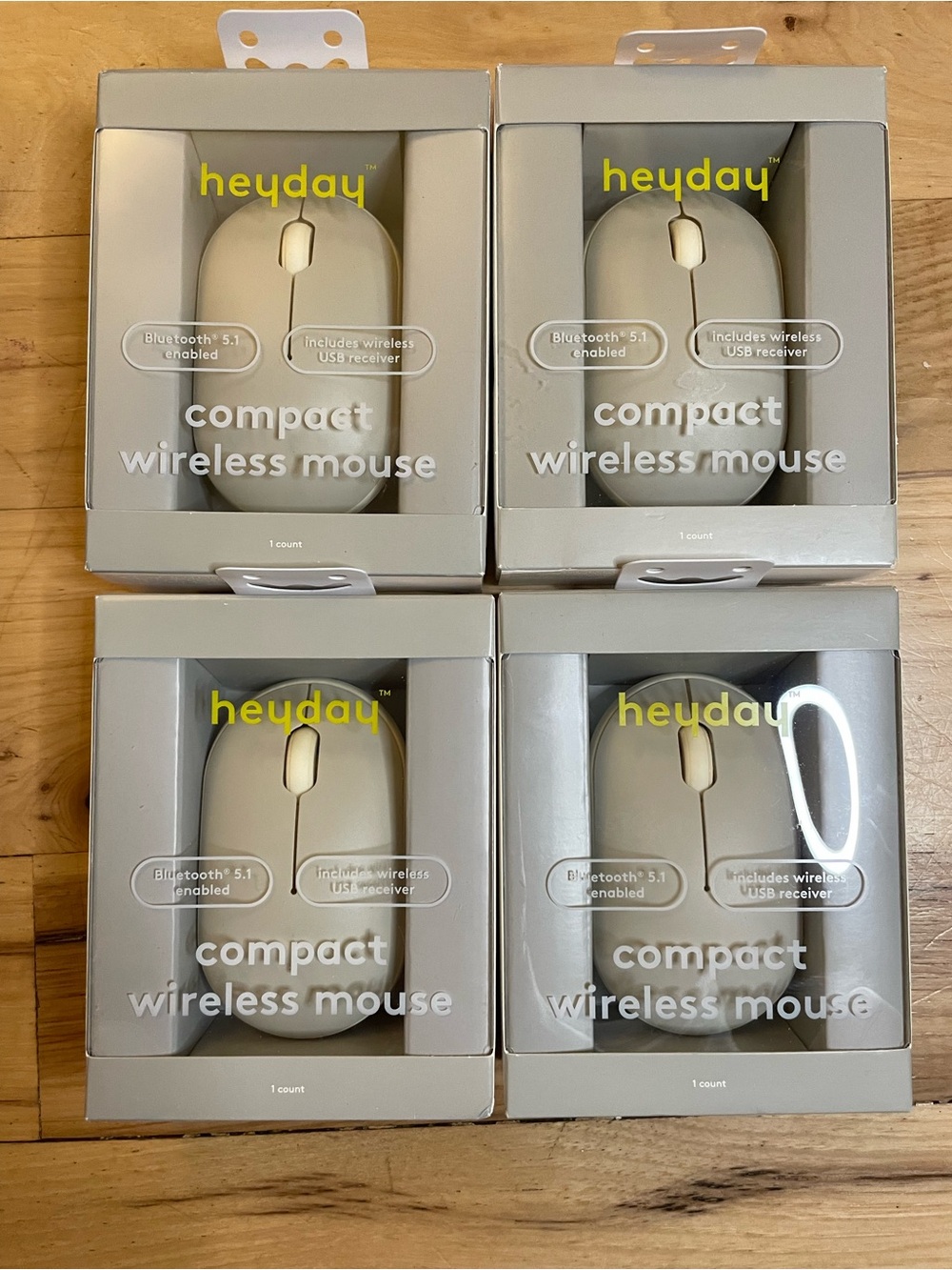 Heyday  Compact Wireless Mouse - Ivory (Set of 4)
